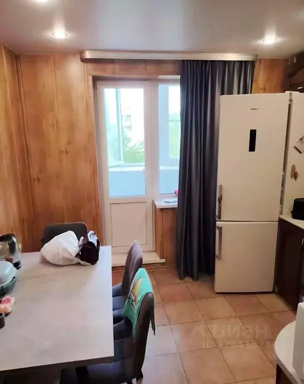 2-к кв. Московская область, Серпухов ул. Калинина, 38 (55.0 м) - Фото 2