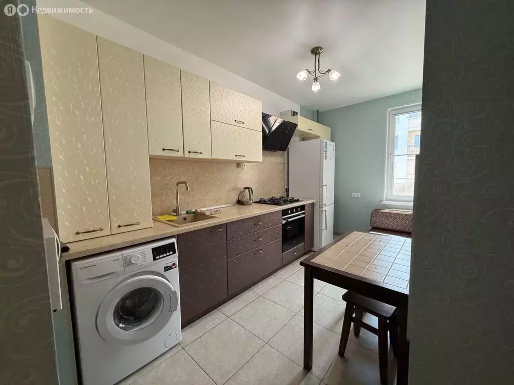 1-комнатная квартира: Геленджик, Дивноморская улица, 37к20 (37 м) - Фото 1