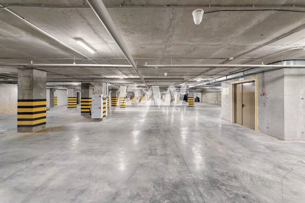 Гараж в Челябинская область, Челябинск просп. Ленина, 64 (26 м) - Фото 1