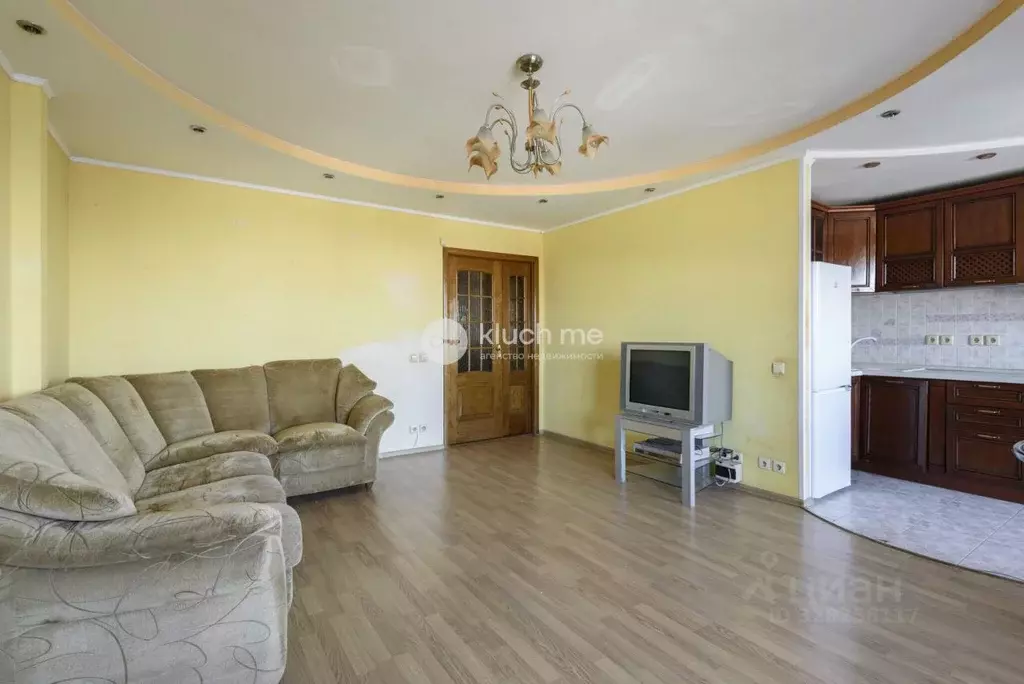 2-к кв. Татарстан, Казань ул. Татарстан, 11 (57.2 м) - Фото 2