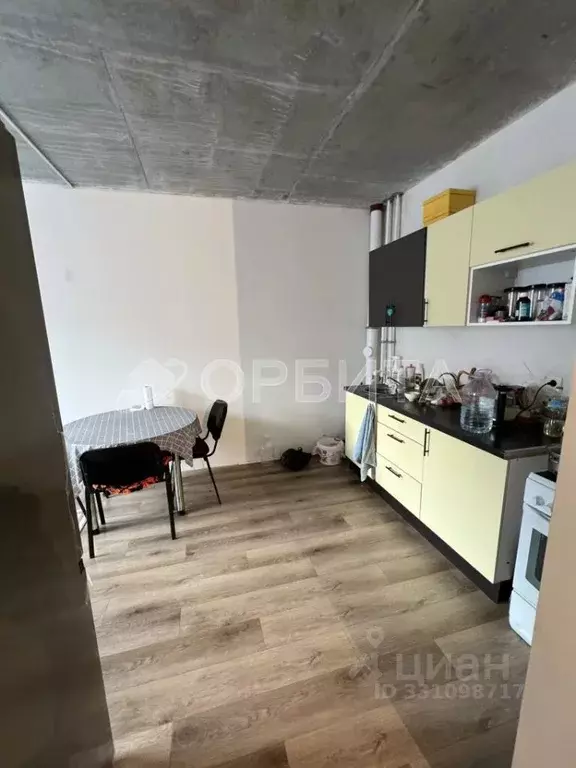 2-к кв. Тюменская область, Тюмень ул. Республики, 204к12 (53.1 м) - Фото 1