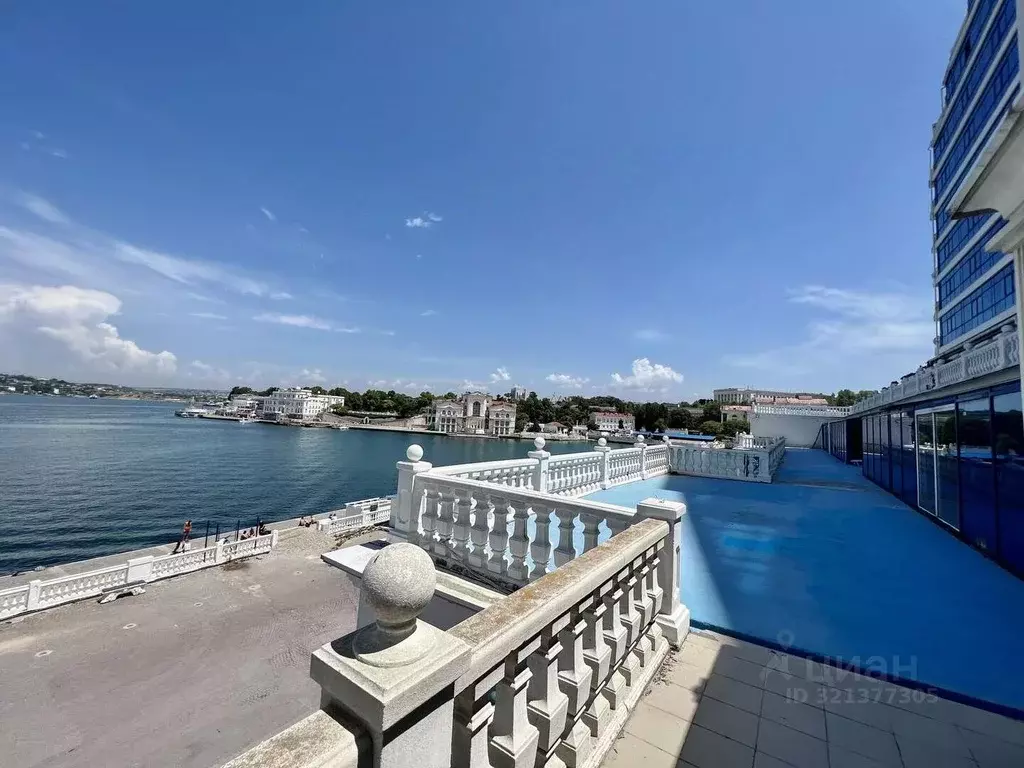 Помещение свободного назначения в Севастополь наб. Адмирала ... - Фото 1