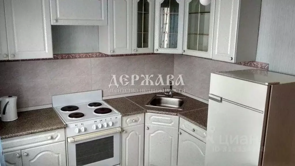 1-к кв. Белгородская область, Старый Оскол Конева мкр, 10 (39.0 м) - Фото 0