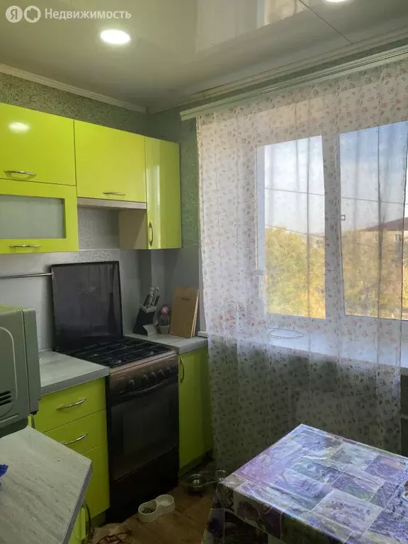 3-комнатная квартира: Бузулук, 1-й микрорайон, 2 (57.9 м) - Фото 0