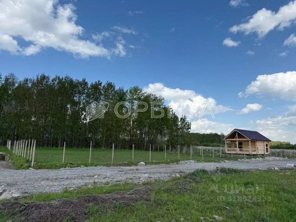 Участок в Тюменская область, Тюменский район, с. Горьковка Сибирская ... - Фото 0