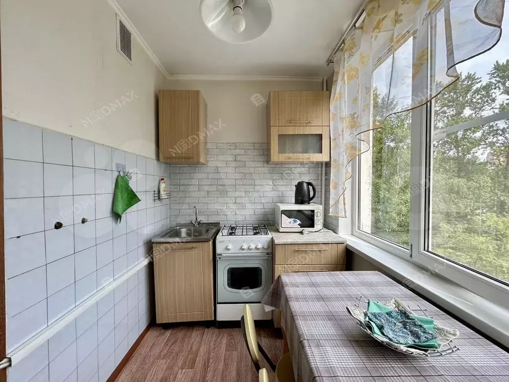 2-к. квартира, 45 м, 4/9 эт. - Фото 1