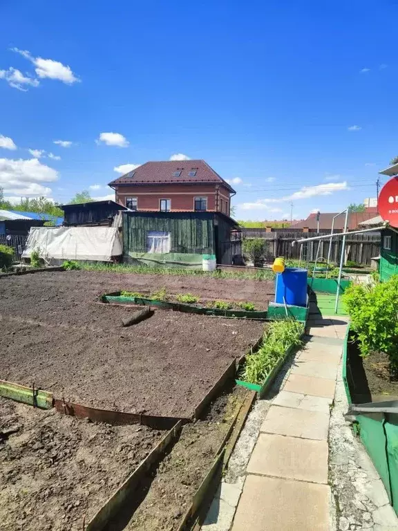 Участок в Тюменская область, Тюмень Гвардейская ул. (9.0 сот.) - Фото 1