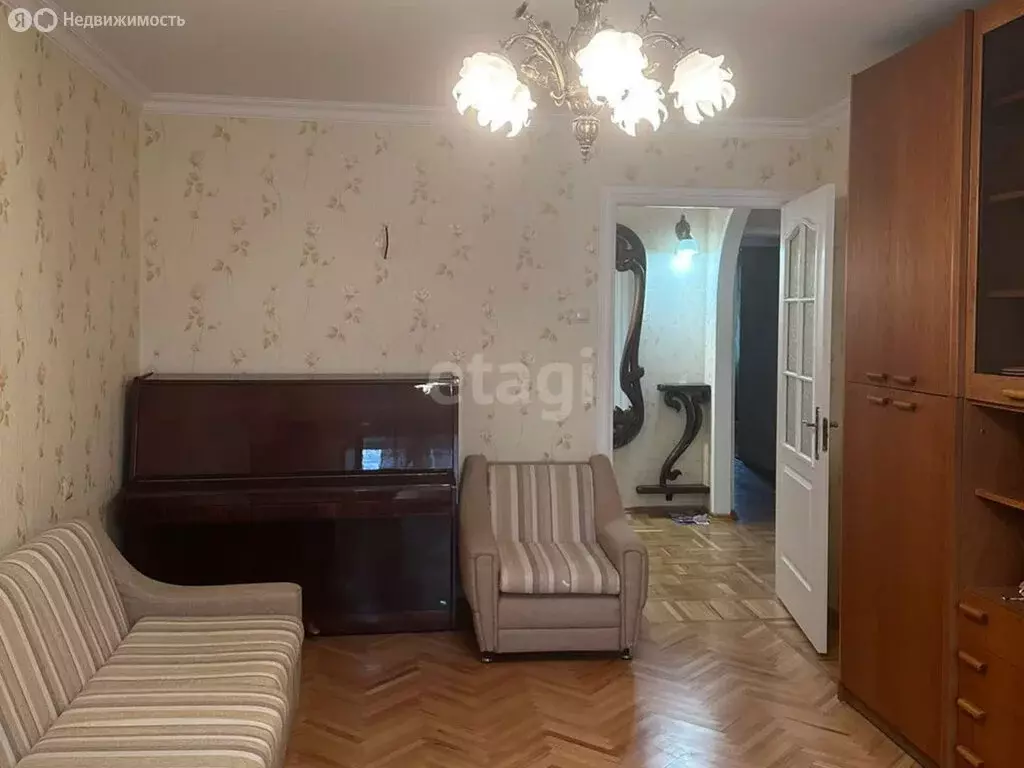 3-комнатная квартира: Краснодар, Симферопольская улица, 14 (64 м) - Фото 1