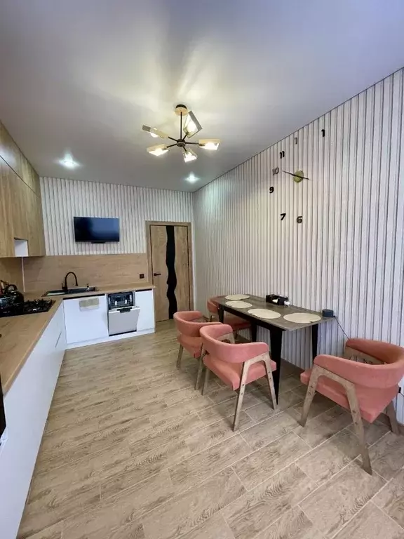 3-к кв. Северная Осетия, Владикавказ ул. Курсантов-Кировцев, 27 (92.0 ... - Фото 2