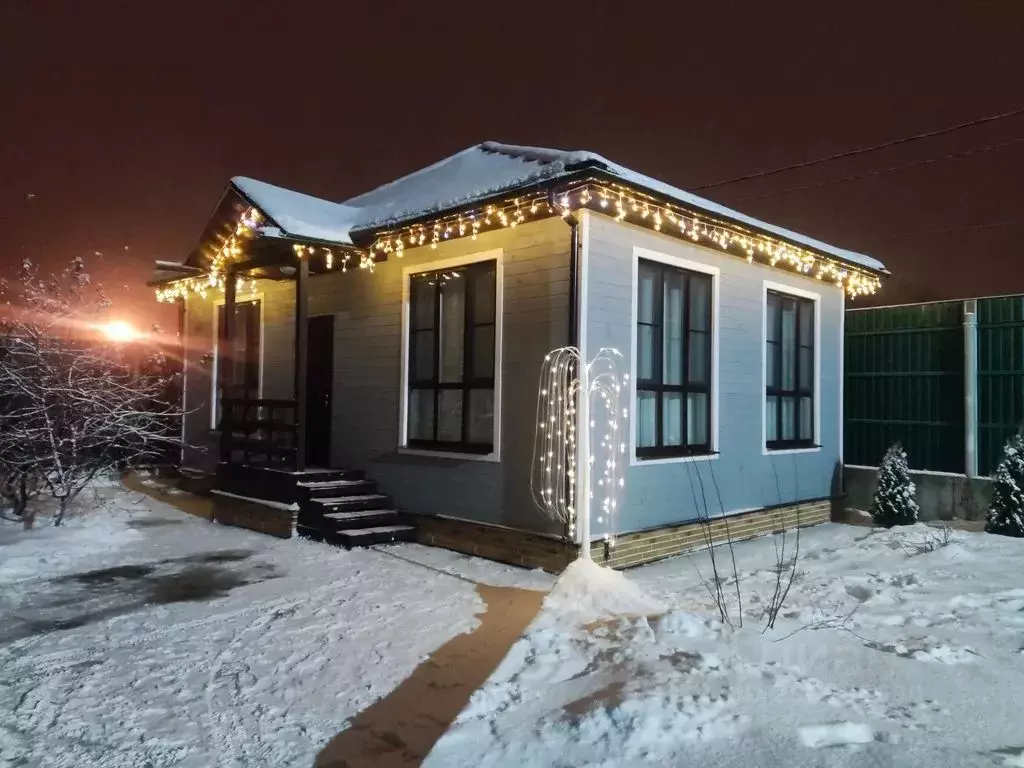 Дом в Московская область, Домодедово городской округ, д. Сырьево 67 ... - Фото 0