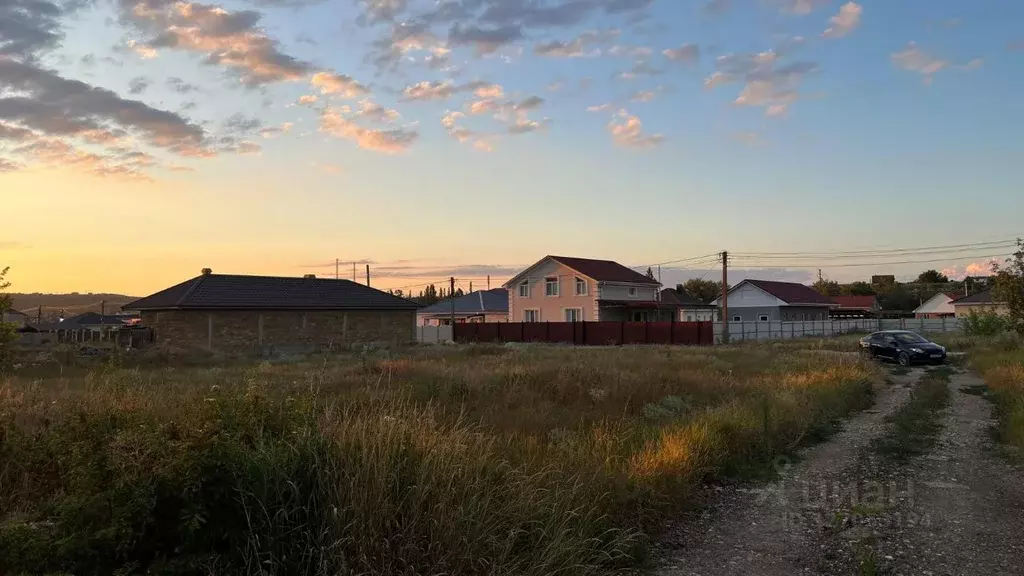 Участок в Крым, Симферопольский район, с. Доброе ул. Юрия Османова, 8 ... - Фото 2