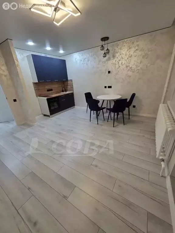 1-комнатная квартира: Тобольск, 4-й микрорайон, 37/2 (40 м) - Фото 1