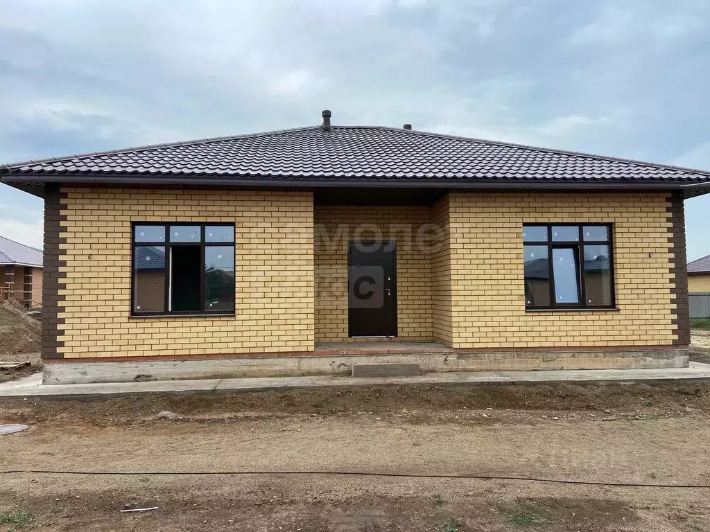 Дом в Оренбургская область, с. Илек  (105 м) - Фото 0