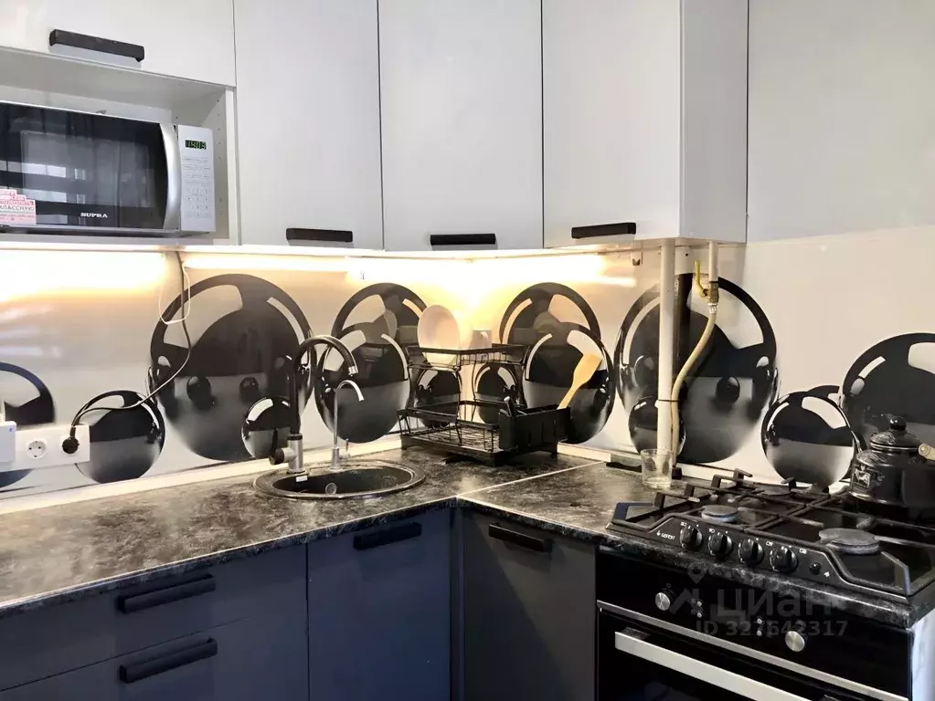 1-к кв. Пермский край, Пермь ул. Анвара Гатауллина, 6 (30.8 м) - Фото 1