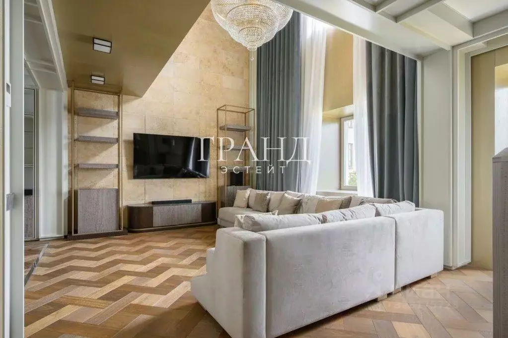 Квартира, 5 и более комнат, 238 м - Фото 1