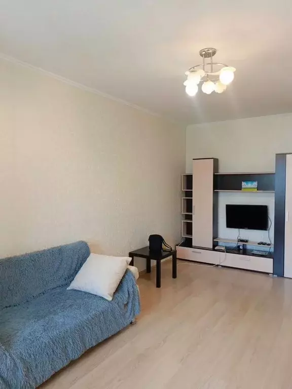 1-к кв. Краснодарский край, Горячий Ключ ул. Кириченко, 7 (46.0 м) - Фото 1