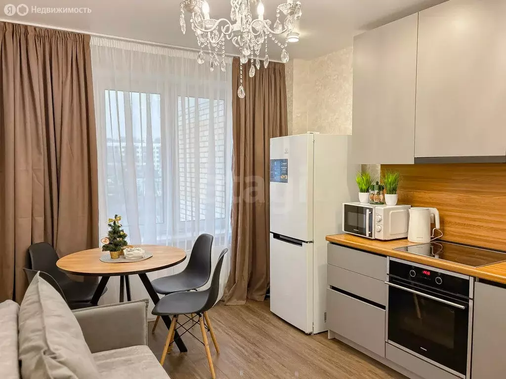 1-комнатная квартира: Псков, улица Ижорского Батальона, 17 (35.3 м) - Фото 2