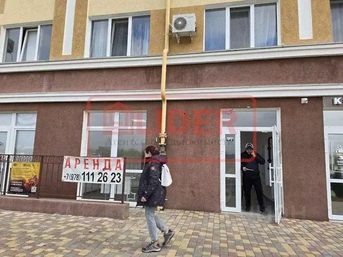 Торговая площадь в Севастополь ш. Лабораторное, 33к2 (38 м) - Фото 1