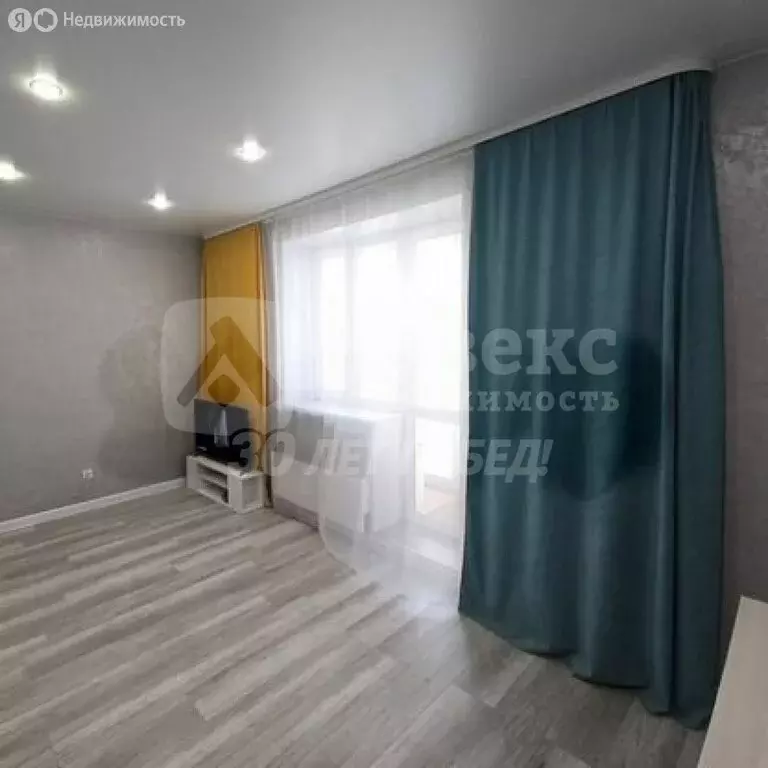 Квартира-студия: Тюмень, Верхнетарманская улица, 5 (28.4 м) - Фото 1