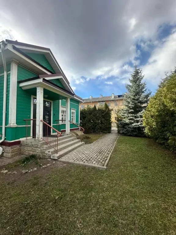 Дом в Псковская область, Псков ул. Свердлова, 5 (345 м) - Фото 0