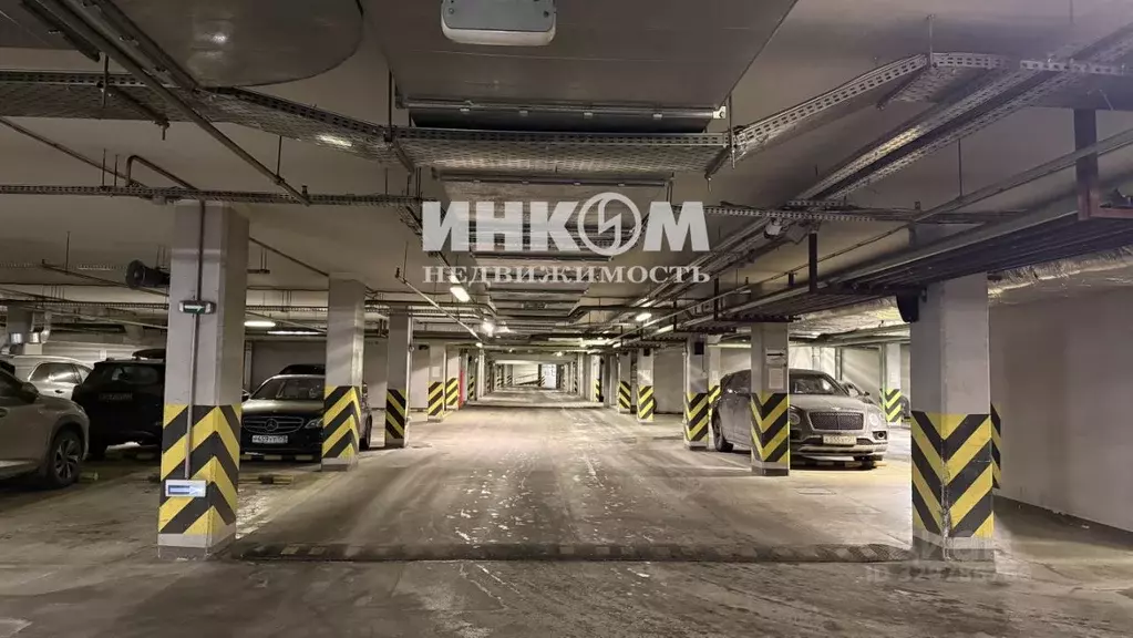 Гараж в Москва ул. Шаболовка, 10к2 (13 м) - Фото 1