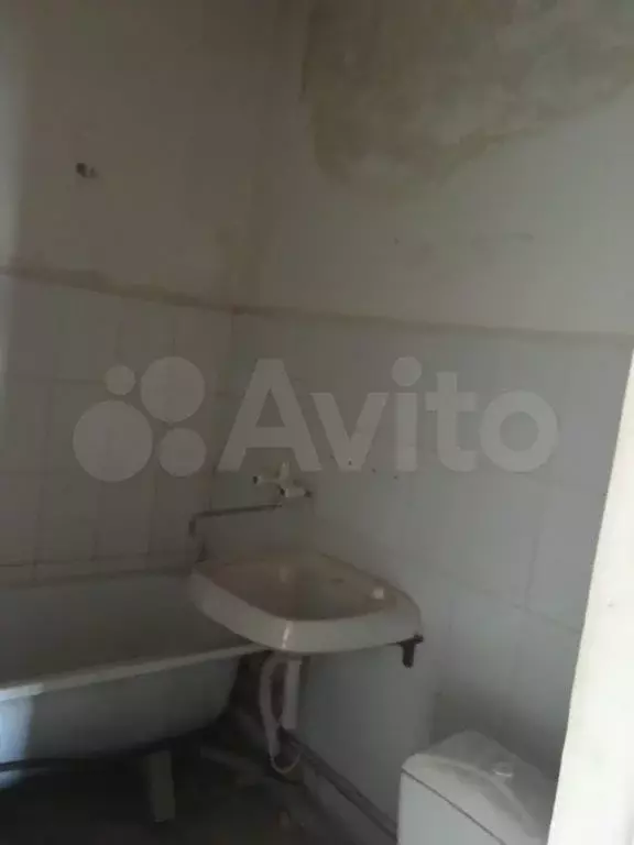Аукцион: 2-к. квартира, 56.8 м, 5/5 эт. - Фото 1