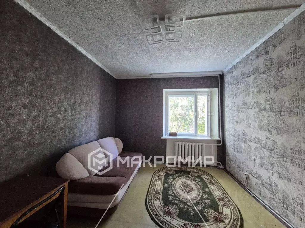 Комната Ханты-Мансийский АО, Сургут Рабочая ул., 31 (14.5 м) - Фото 1