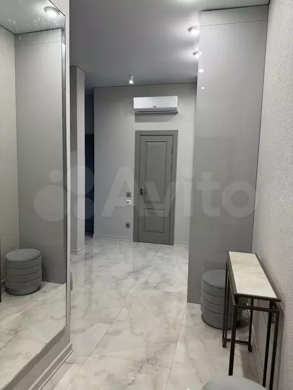1-к. квартира, 50 м, 7/9 эт. - Фото 0
