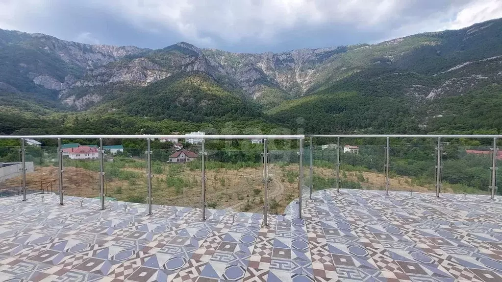 3-к кв. Крым, Ялта муниципальный округ, Виноградное пгт ул. Красина, ... - Фото 1