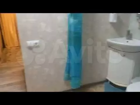Комната 16,8 м в 9-к., 1/2 эт. - Фото 1