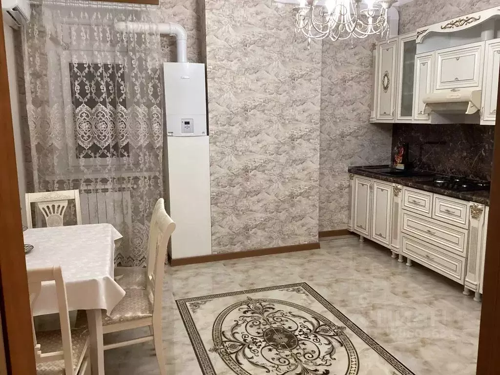 2-к кв. Дагестан, Каспийск просп. М. Омарова, 22 (87.0 м) - Фото 1