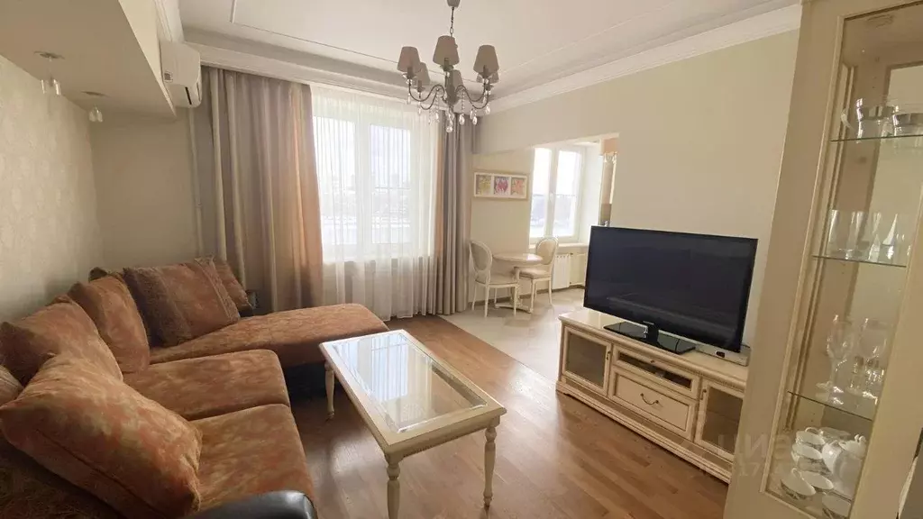 2-к кв. Москва Фрунзенская наб., 16к1 (57.3 м) - Фото 1