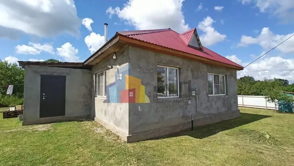 Дом в Тульская область, Алексин городской округ, с. Пластово 39А (92 ... - Фото 1