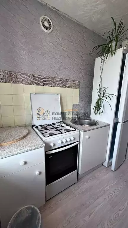 1-к. квартира, 31 м, 5/5 эт. - Фото 1