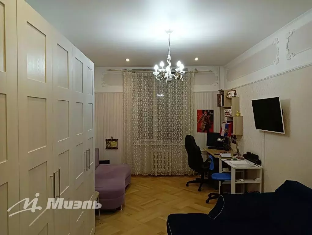 Продается 4-комнатная квартира - Фото 2