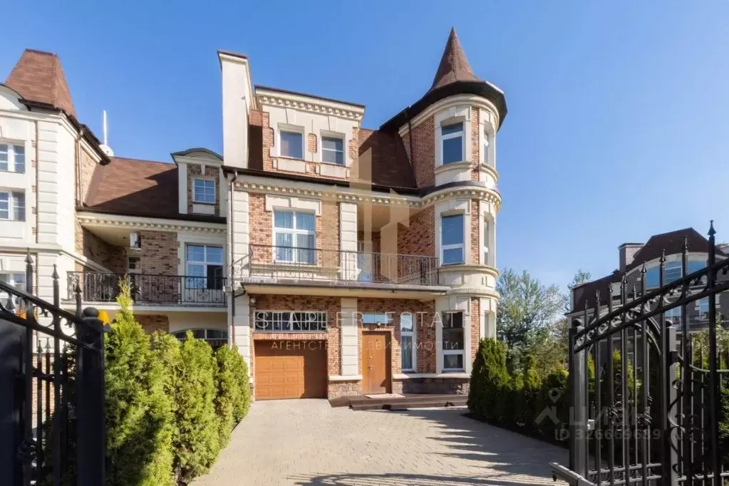 Таунхаус в Московская область, Красногорск городской округ, с. ... - Фото 1