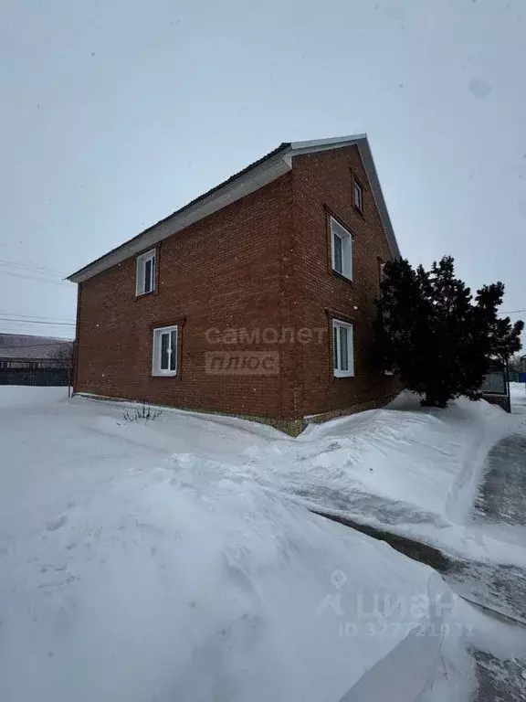 Дом в Оренбургская область, с. Ташла ул. Российская, 1 (220 м) - Фото 2