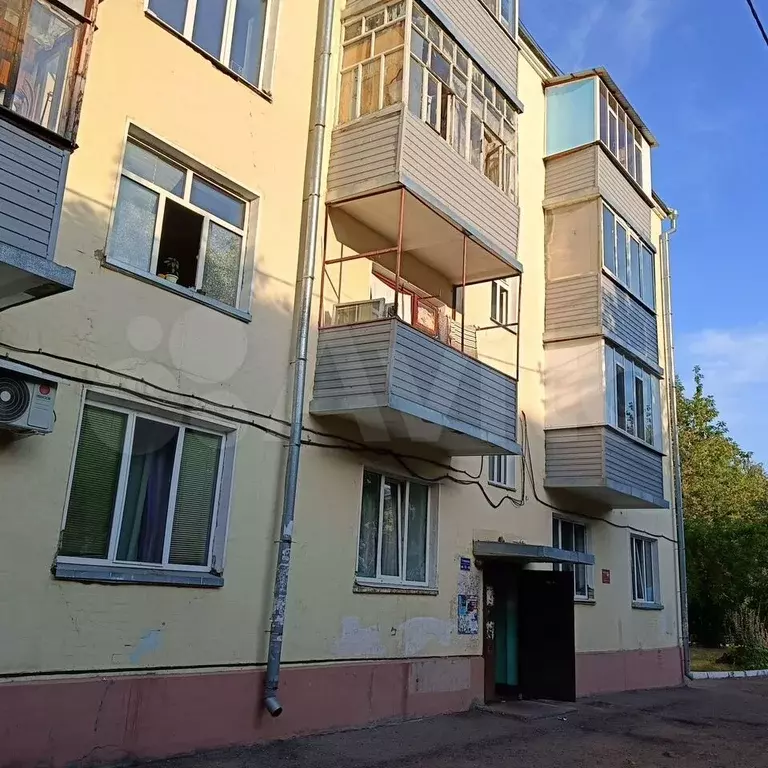 Комната 21 м в 4-к., 2/4 эт. - Фото 1