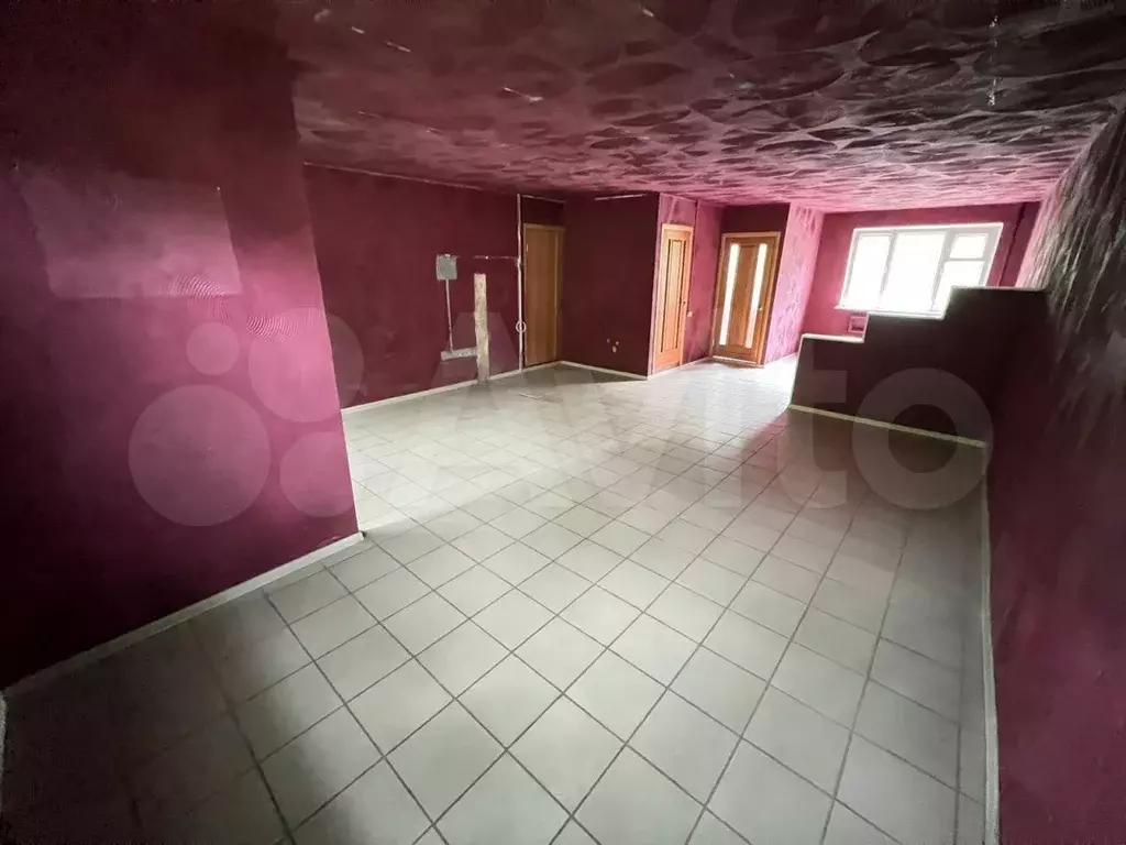 3-к. квартира, 56 м, 1/5 эт. - Фото 1