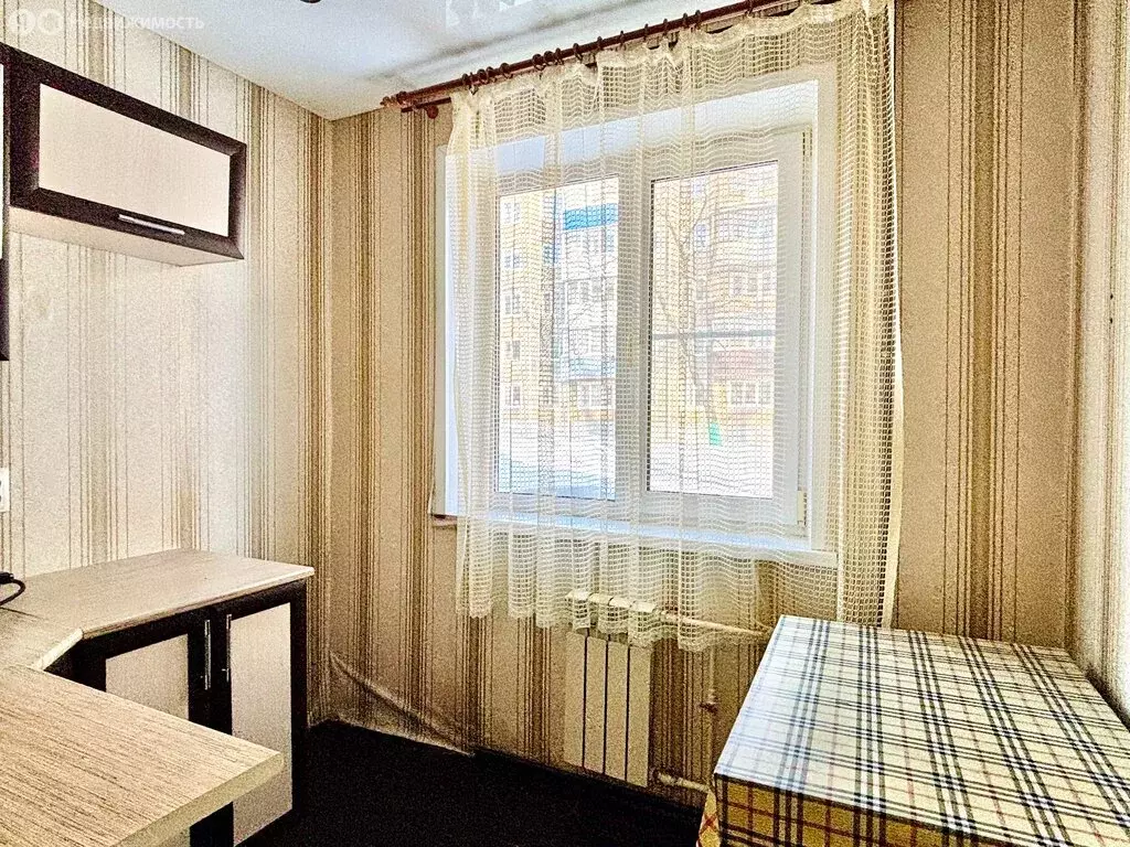 2-комнатная квартира: Прокопьевск, улица Обручева, 6 (42.5 м) - Фото 1