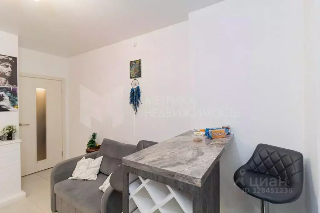 1-к кв. Тюменская область, Тюмень Полевая ул., 117к6 (33.9 м) - Фото 1