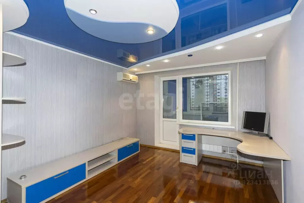 2-к кв. Тюменская область, Тюмень Широтная ул., 129 (62.2 м) - Фото 1