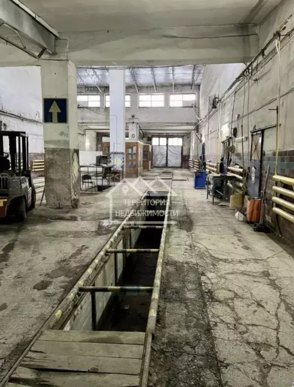 Производственное помещение в Тюменская область, Тюмень ул. Бакинских . - Фото 0