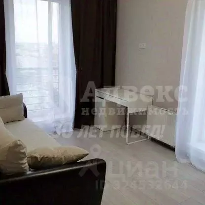 2-к кв. Тюменская область, Тюмень ул. 50 лет Октября, 57Б (60.3 м) - Фото 1