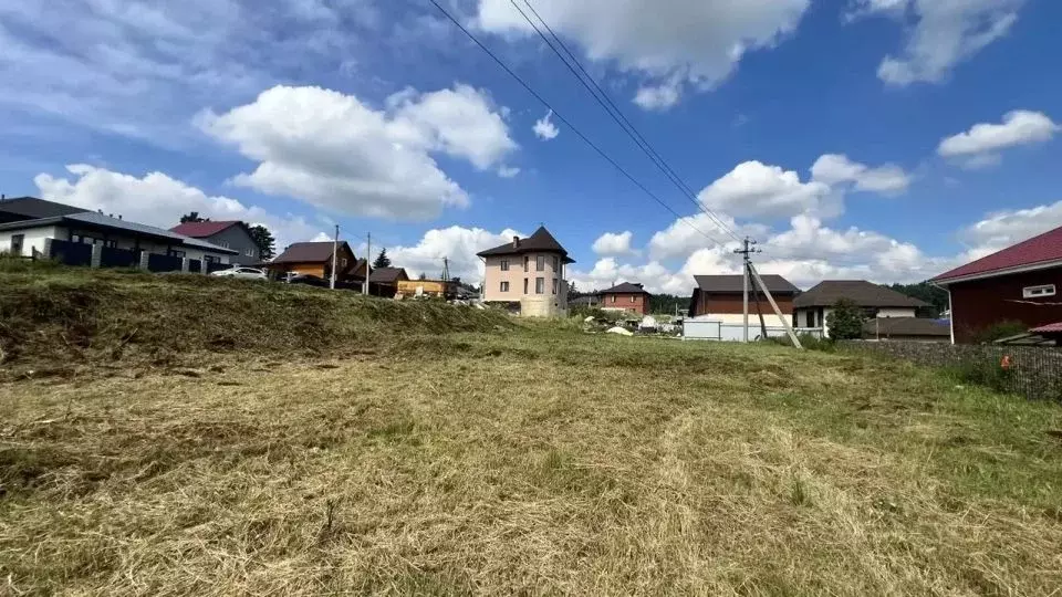 Участок в Иркутская область, Иркутский муниципальный округ, д. ... - Фото 1