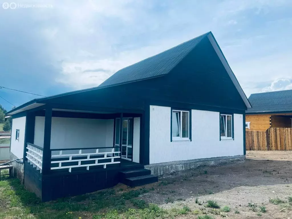 Дом в Иркутский муниципальный округ, деревня Куда, улица Александра ... - Фото 1