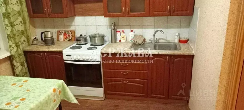 2-к кв. Белгородская область, Старый Оскол Макаренко мкр, 19 (54.0 м) - Фото 1
