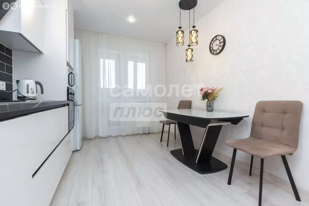 2-комнатная квартира: Уфа, Бакалинская улица, 4 (58.16 м) - Фото 1