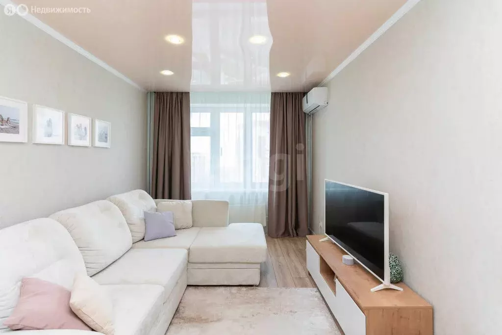 3-комнатная квартира: Тюмень, улица Николая Фёдорова, 17 (74 м) - Фото 2