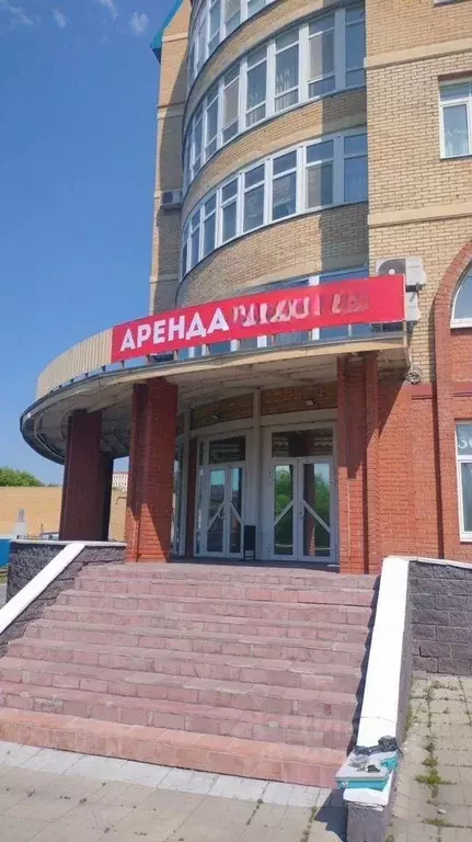 Помещение свободного назначения в Омская область, Омск ул. 10 лет ... - Фото 1